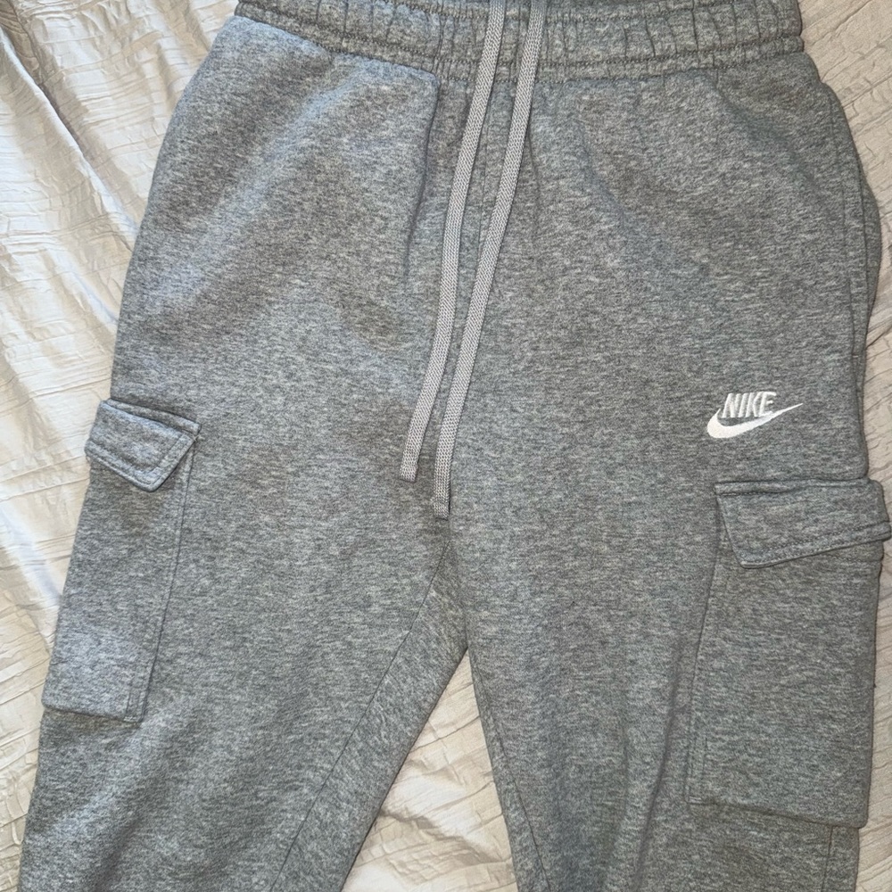 Nike Heather Gray Sweatpants